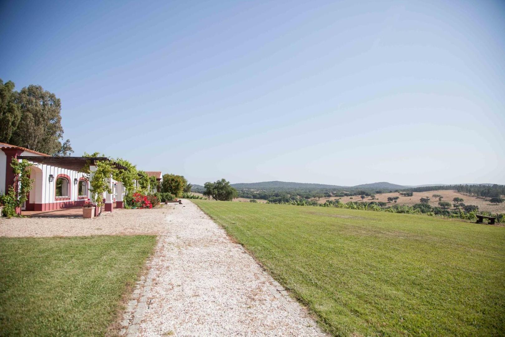 Stunning Mansion In Sao Cristovao Villa มอนเตมอโรโนโว ภายนอก รูปภาพ