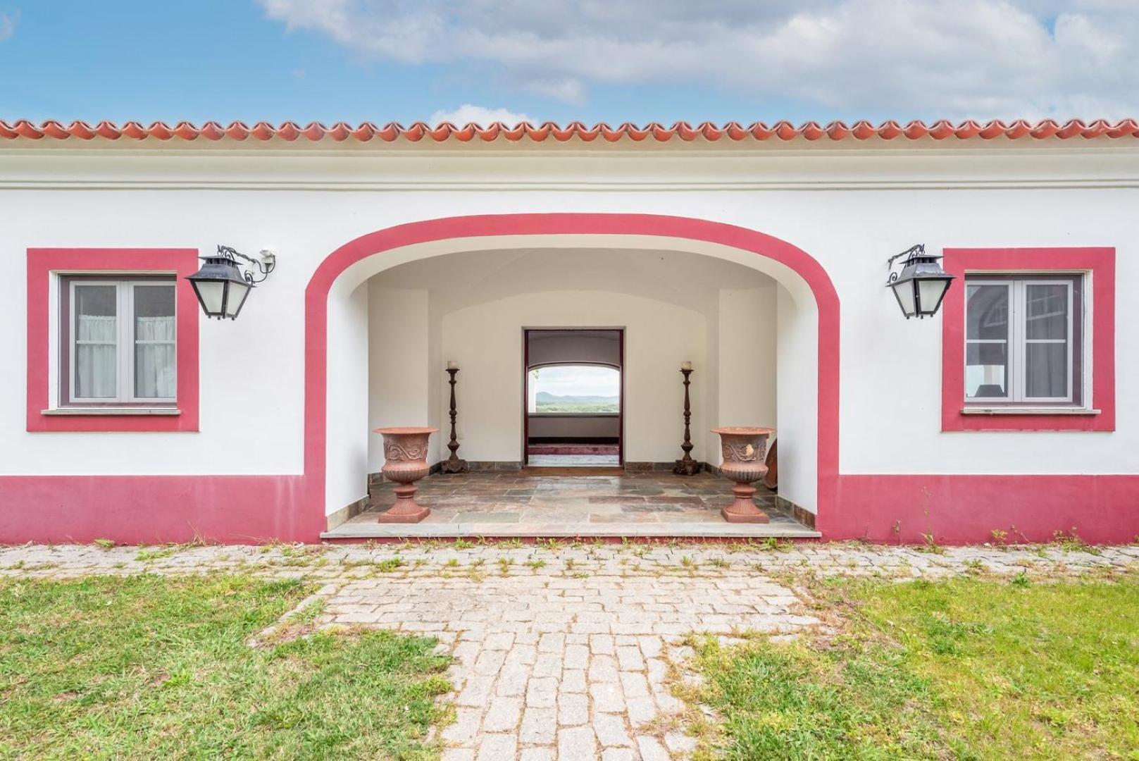 Stunning Mansion In Sao Cristovao Villa มอนเตมอโรโนโว ภายนอก รูปภาพ